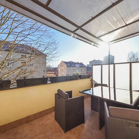 City Komfort Terrace Košice Esterno foto